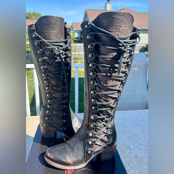 freebird Shoes - Freebird Chapelle boots size 7